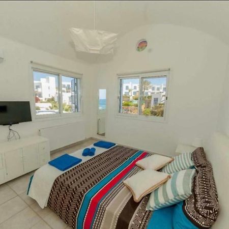 34 Beach Villa Paphos Exterior foto